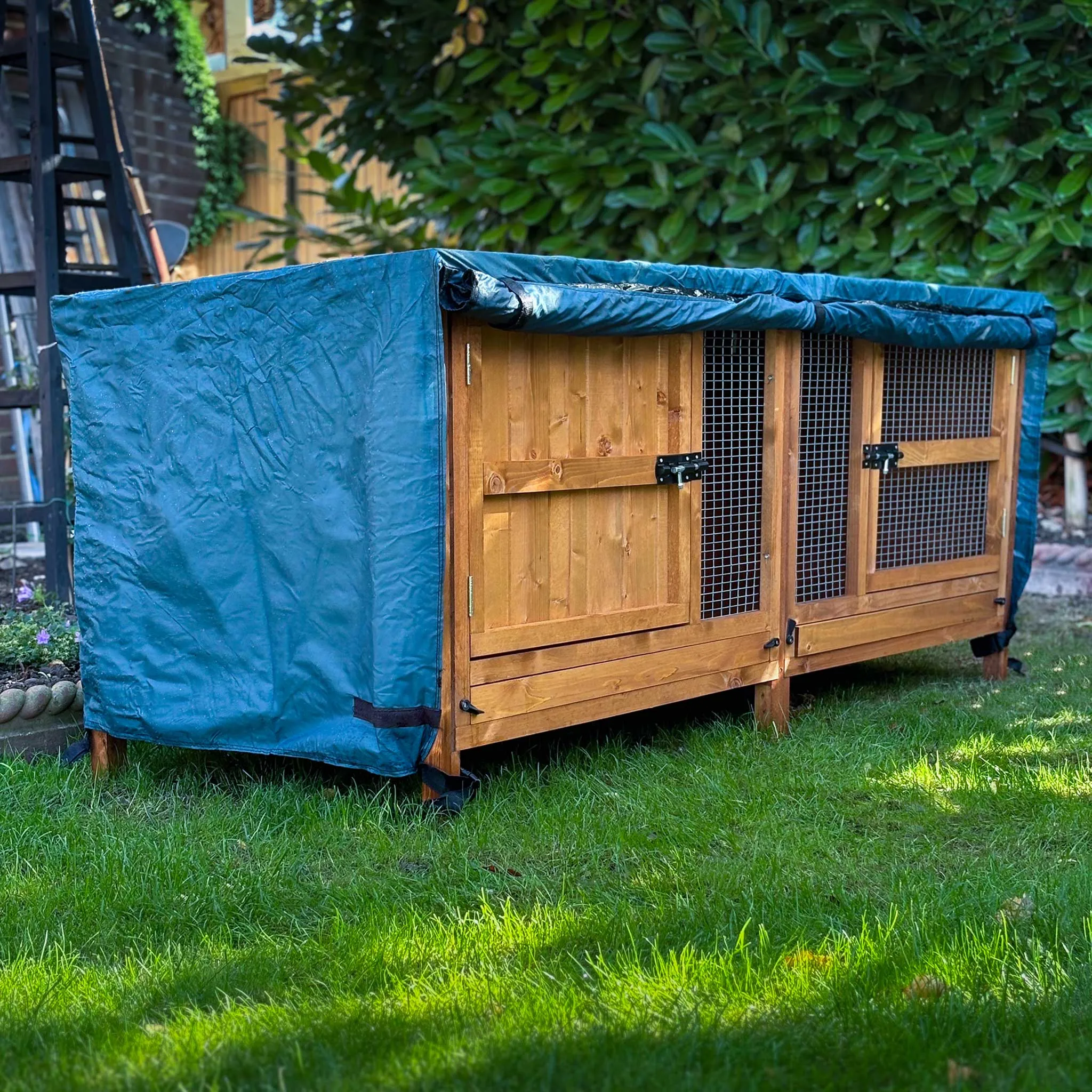 5ft Chartwell Single Guinea Pig Hutch Cover | Protect Your Hutch From The Weather With Day Dry™ Rain Covers